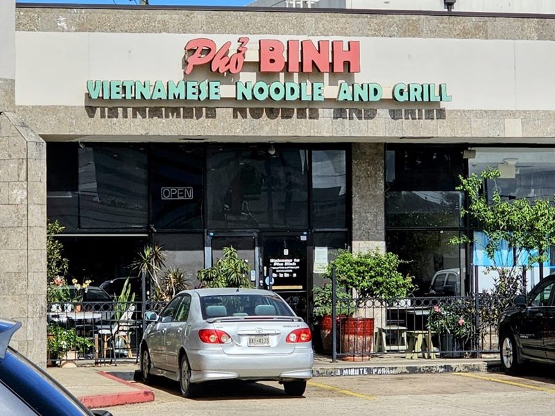 Phở Binh exterior
